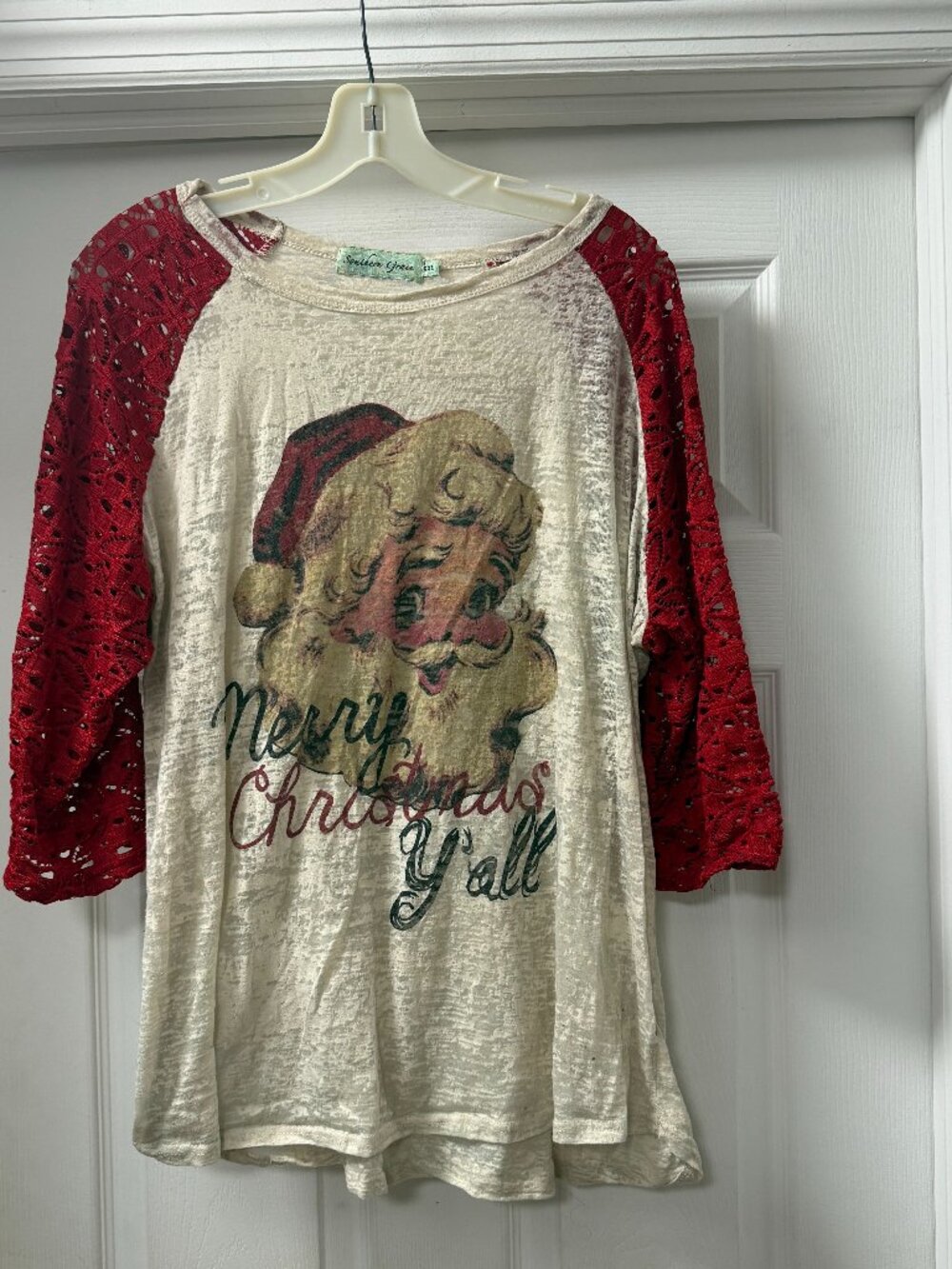 Southern Grace “Merry Christmas Y’all” Santa lace sleeve Top – Women's XXL/2XL